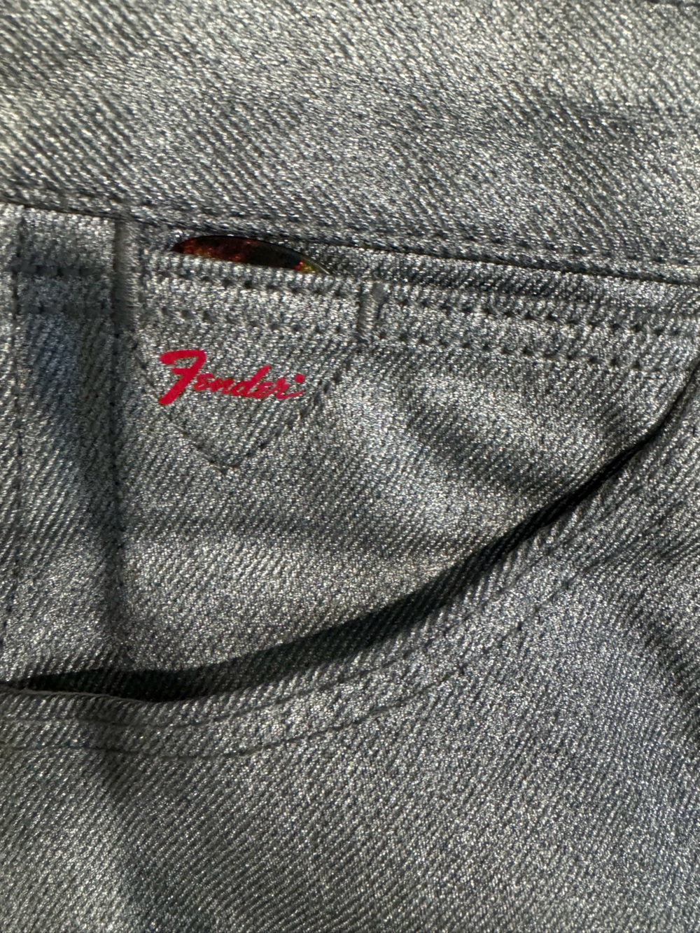 Wrangler High Rise Jeans in Metallic Gray